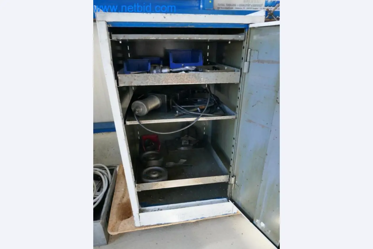 Well-maintained metalworking machines as well as the operating and office equipment -5