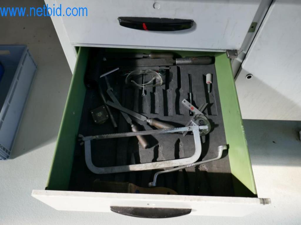 Máquinas para trabajar el metal en buen estado, así como equipos operativos y de oficina-6