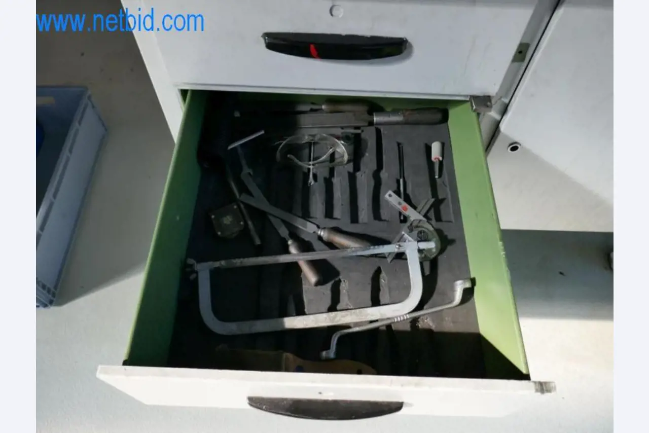 Well-maintained metalworking machines as well as the operating and office equipment -6