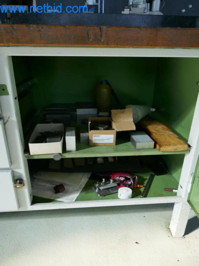 Máquinas para trabajar el metal en buen estado, así como equipos operativos y de oficina-7