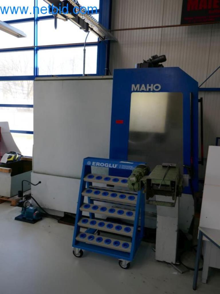 Máquinas para trabajar el metal en buen estado, así como equipos operativos y de oficina-2