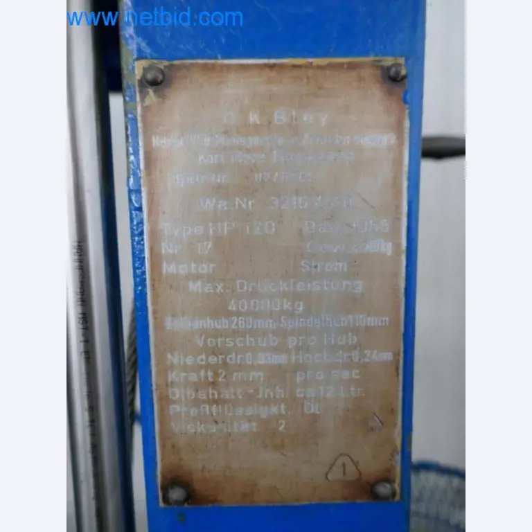 Well-maintained metalworking machines as well as the operating and office equipment -4