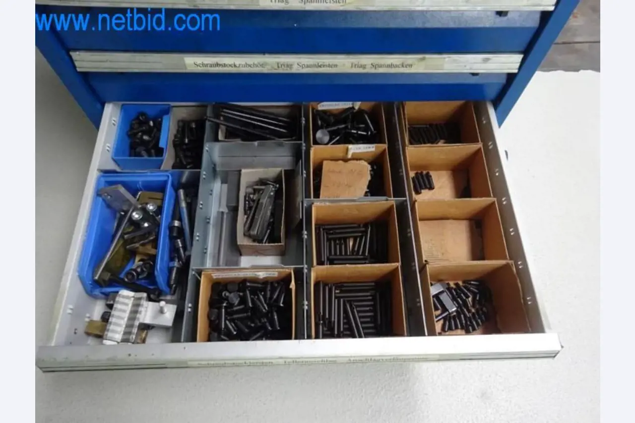 Well-maintained metalworking machines as well as the operating and office equipment -3