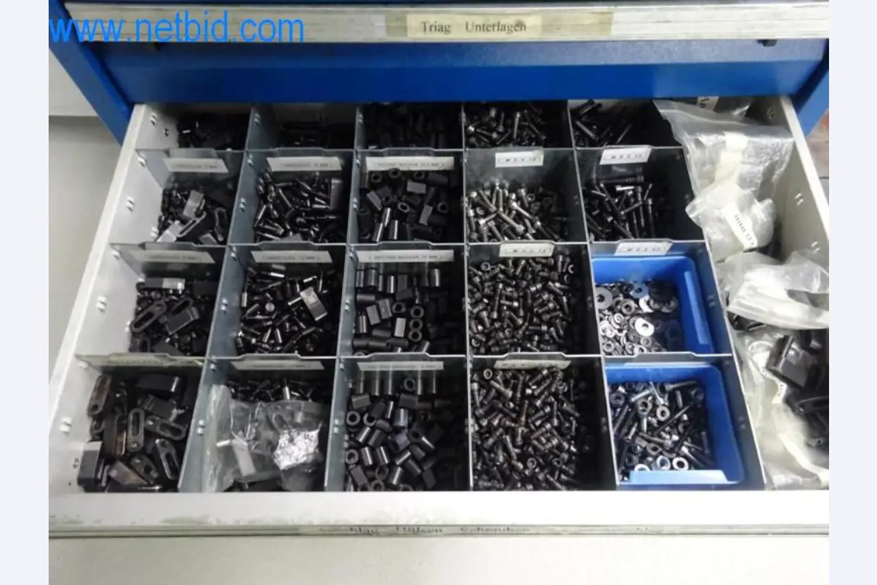 Well-maintained metalworking machines as well as the operating and office equipment -6