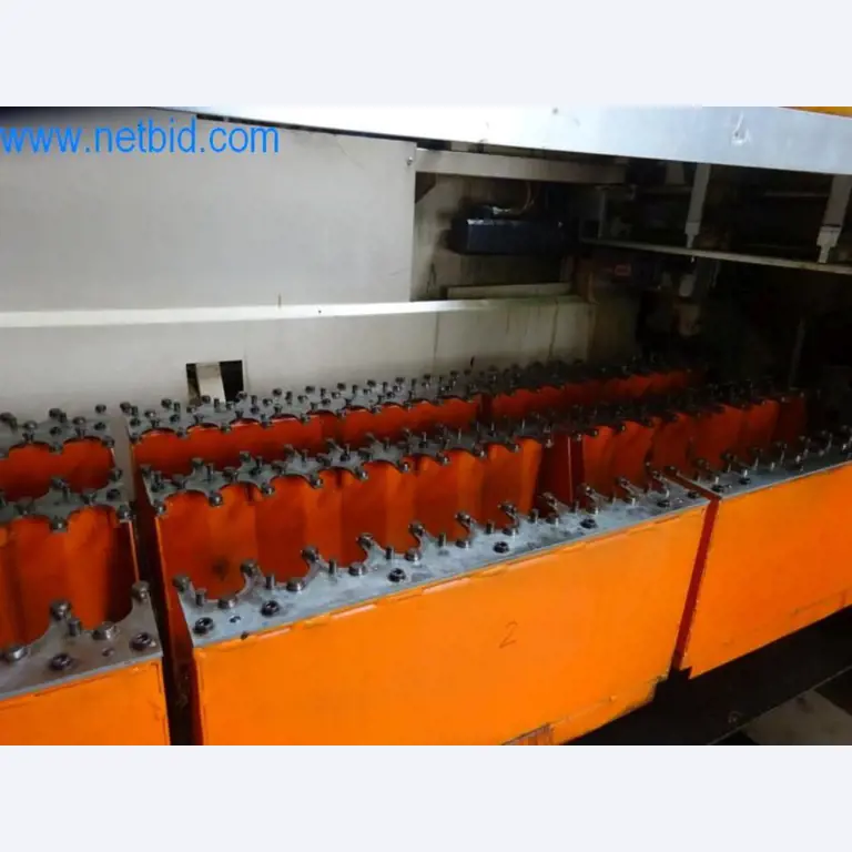 Well-maintained metalworking machines as well as the operating and office equipment -10