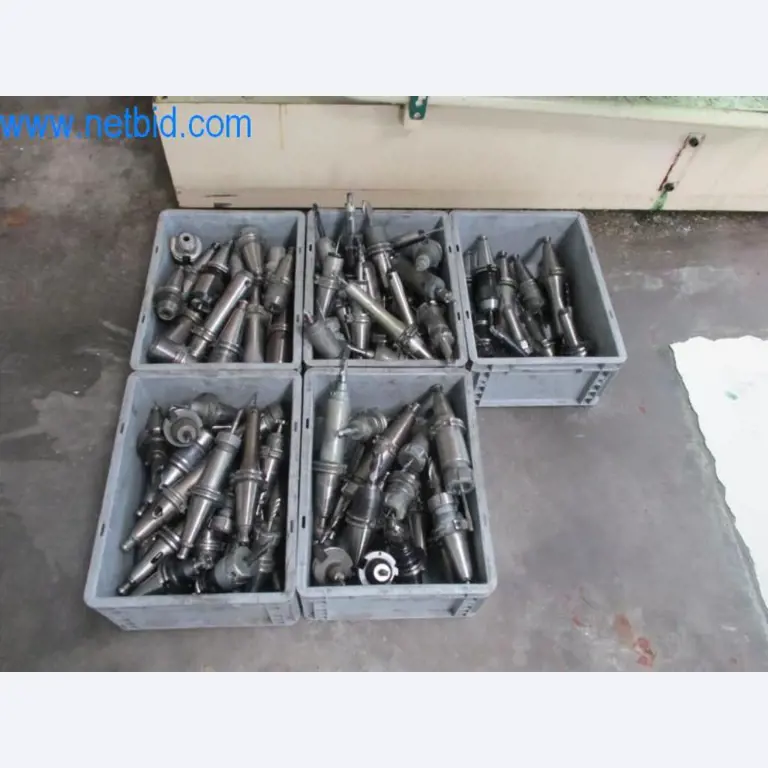 Well-maintained metalworking machines as well as the operating and office equipment -13