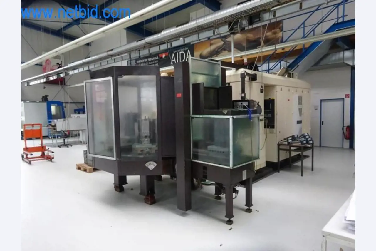 Well-maintained metalworking machines as well as the operating and office equipment -1