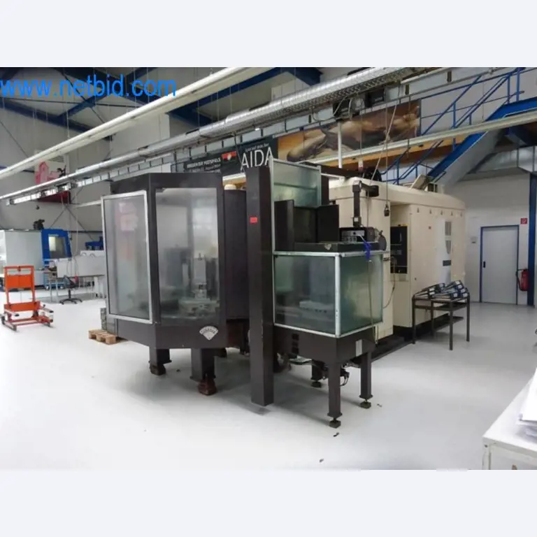 Well-maintained metalworking machines as well as the operating and office equipment -1