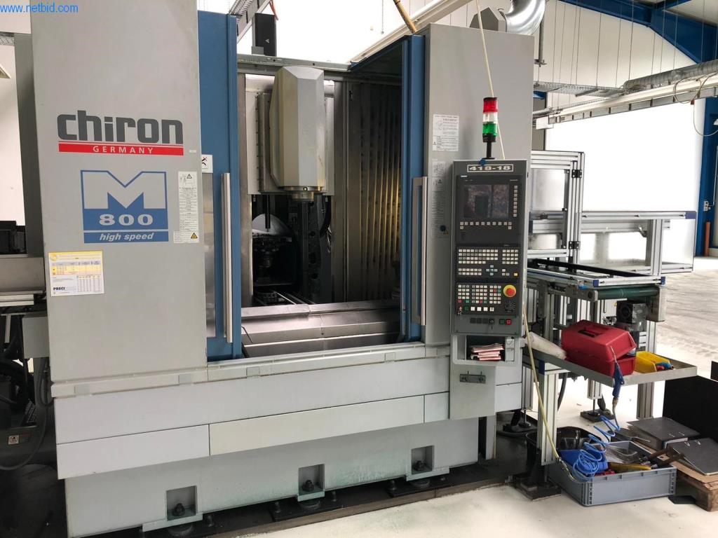 Dobře udržované kovoobráběcí stroje a provozní a kancelářské vybavení.-2