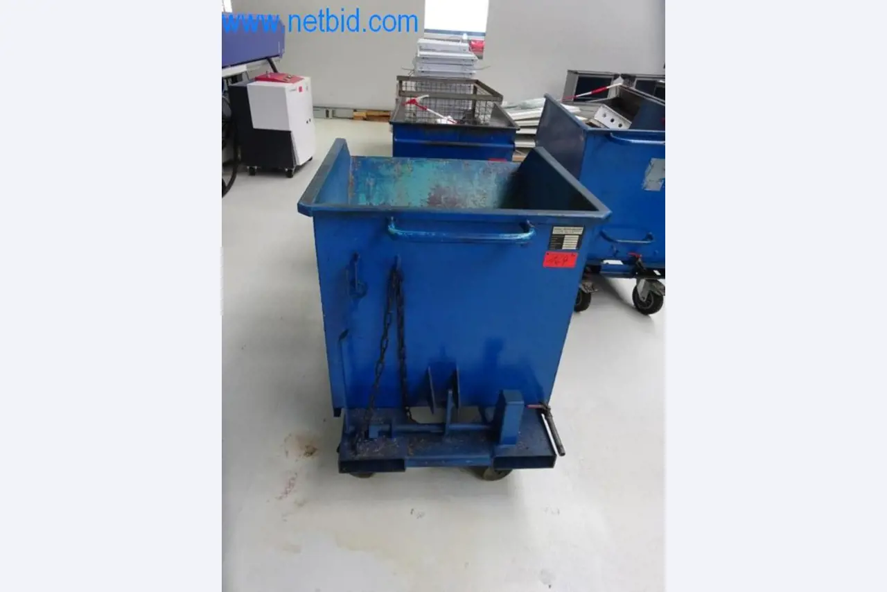 Well-maintained metalworking machines as well as the operating and office equipment -2