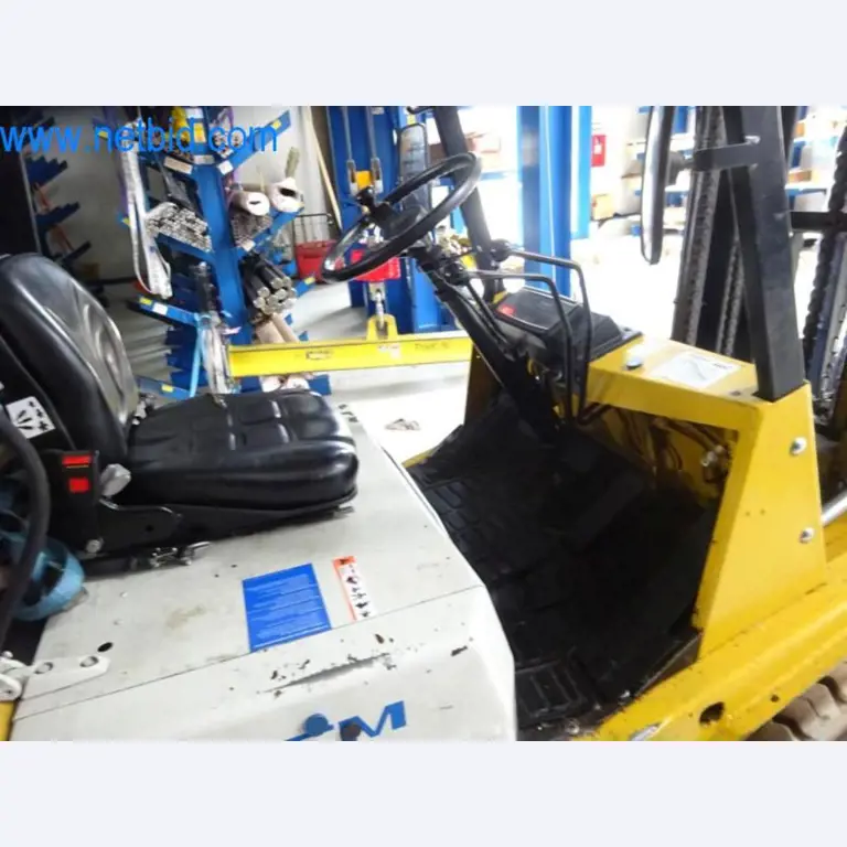 Well-maintained metalworking machines as well as the operating and office equipment -4