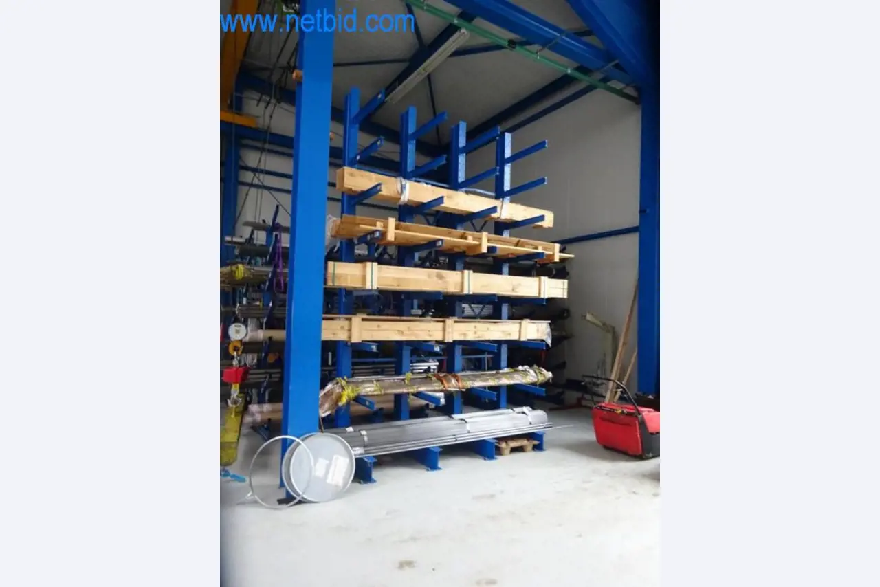 Well-maintained metalworking machines as well as the operating and office equipment -3