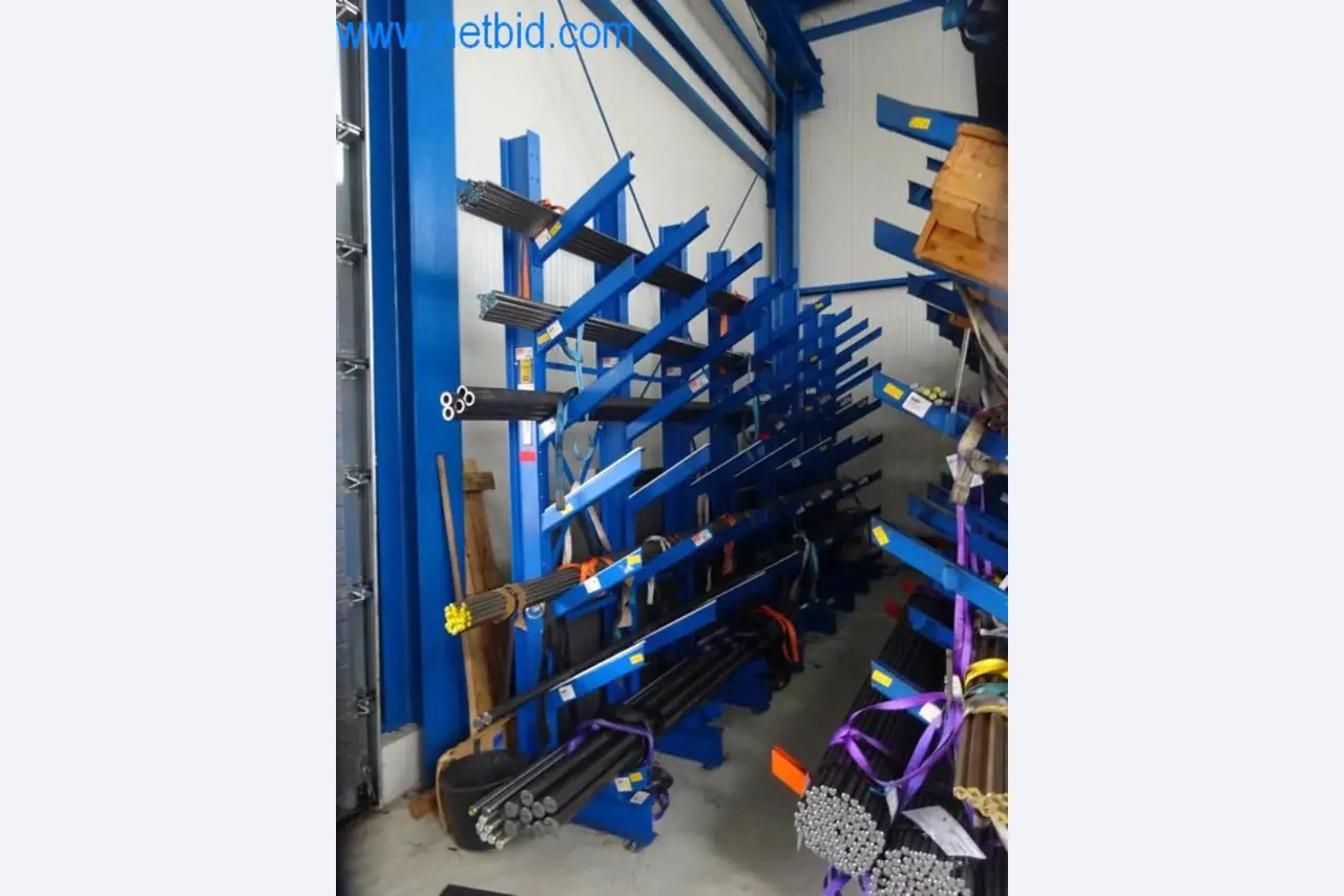 Well-maintained metalworking machines as well as the operating and office equipment -1