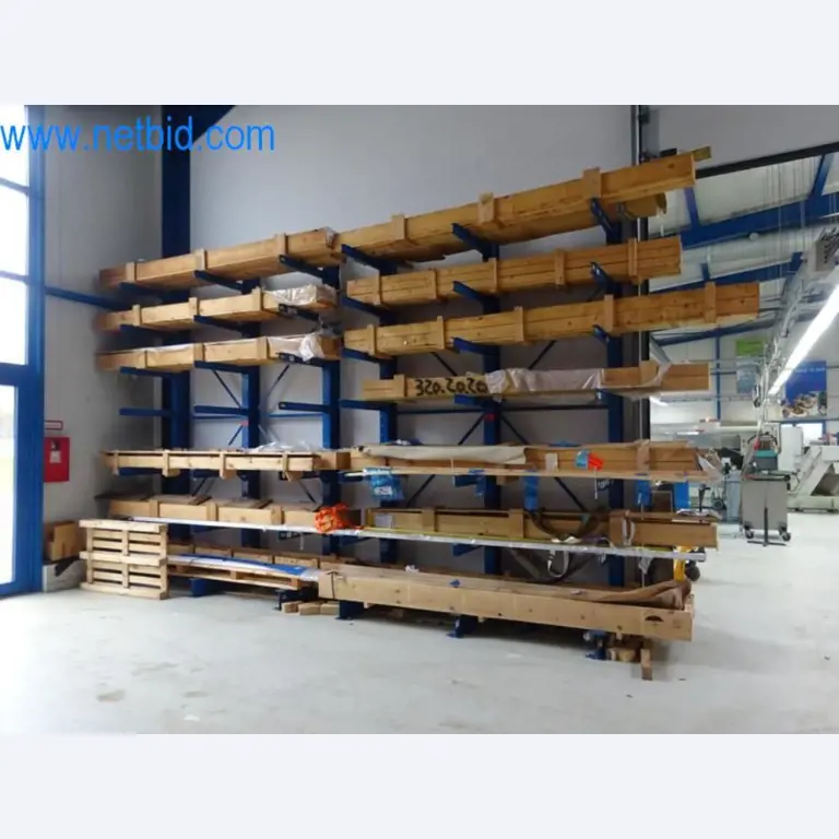 Well-maintained metalworking machines as well as the operating and office equipment -1