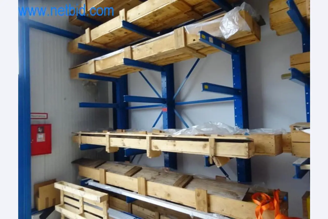 Well-maintained metalworking machines as well as the operating and office equipment -2