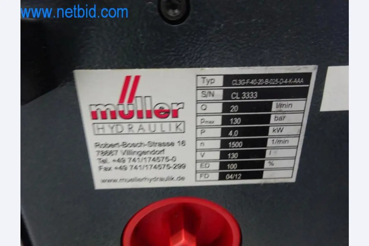 Well-maintained metalworking machines as well as the operating and office equipment -10