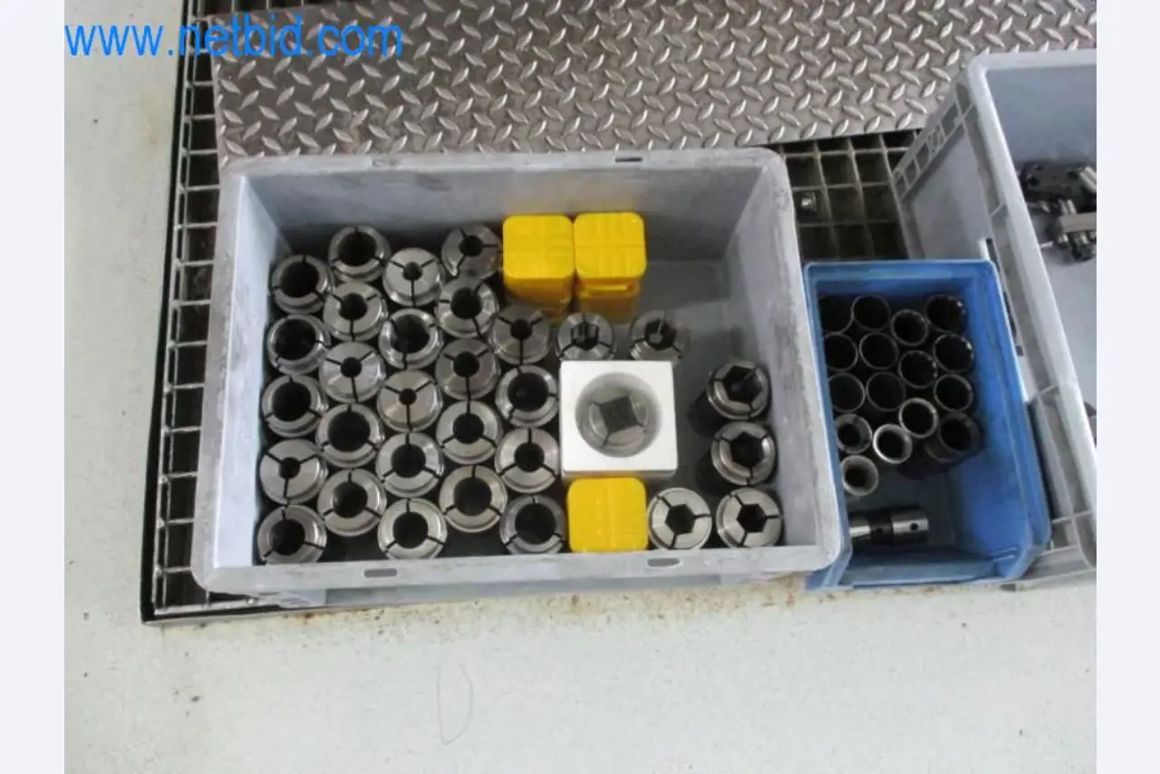 Well-maintained metalworking machines as well as the operating and office equipment -12