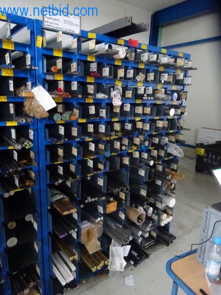 Máquinas para trabajar el metal en buen estado, así como equipos operativos y de oficina-1