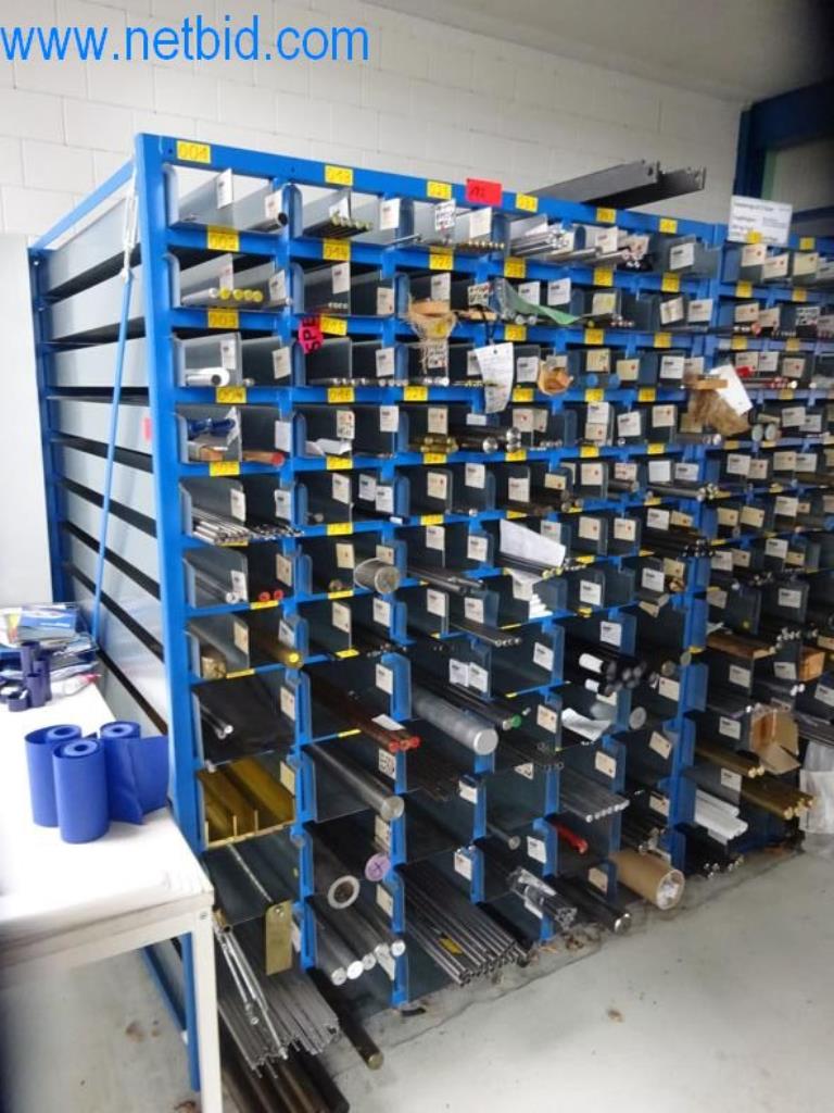 Máquinas para trabajar el metal en buen estado, así como equipos operativos y de oficina-1