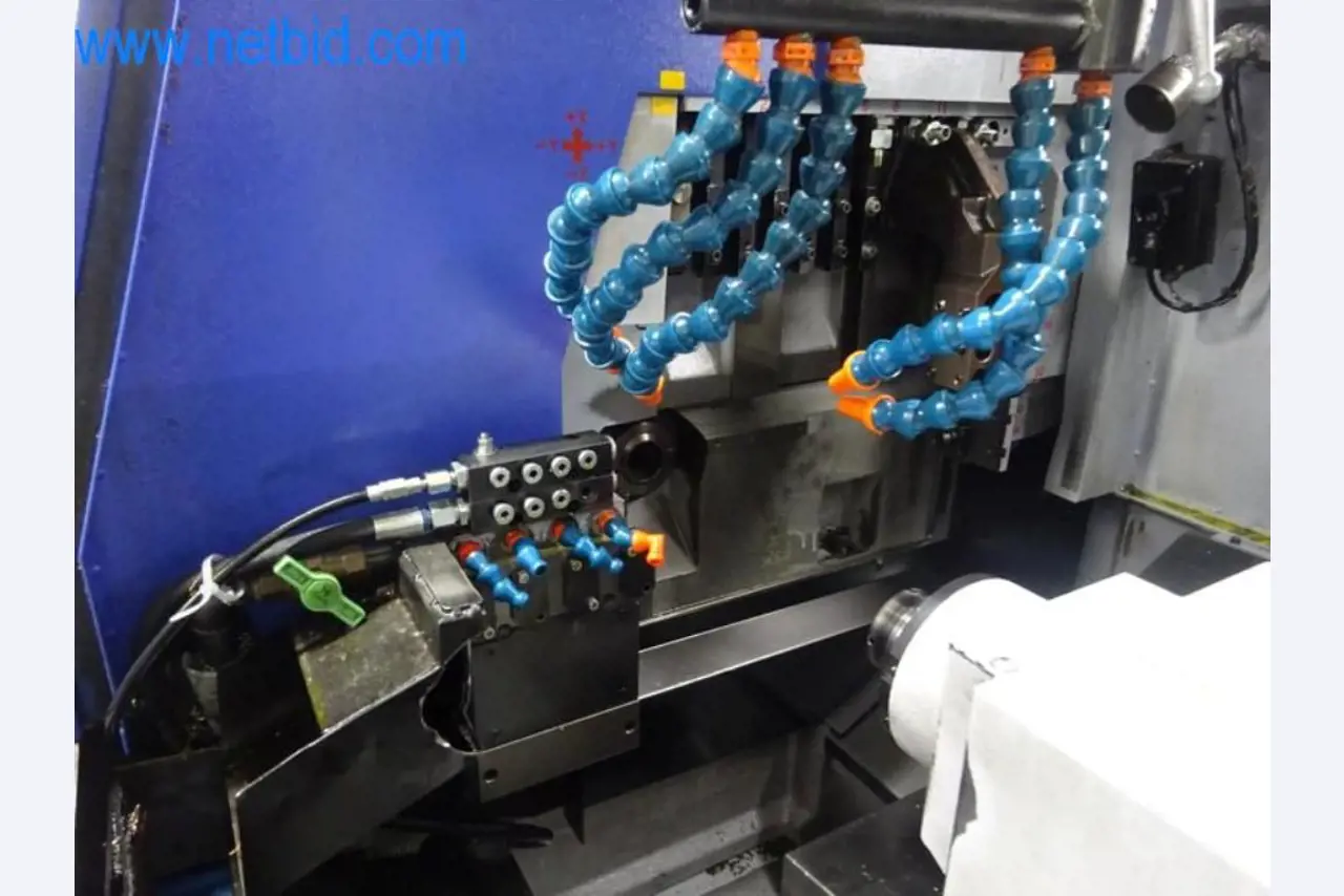 Well-maintained metalworking machines as well as the operating and office equipment -11