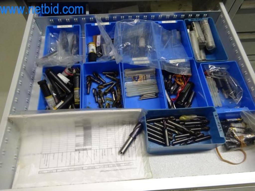 Máquinas para trabajar el metal en buen estado, así como equipos operativos y de oficina-4