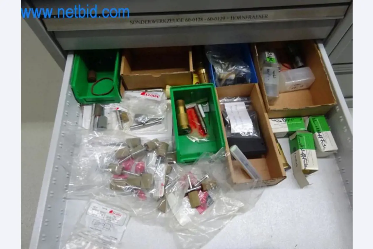 Well-maintained metalworking machines as well as the operating and office equipment -7