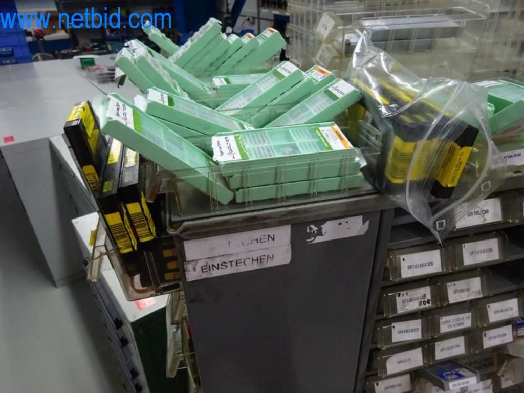 Máquinas para trabajar el metal en buen estado, así como equipos operativos y de oficina-3