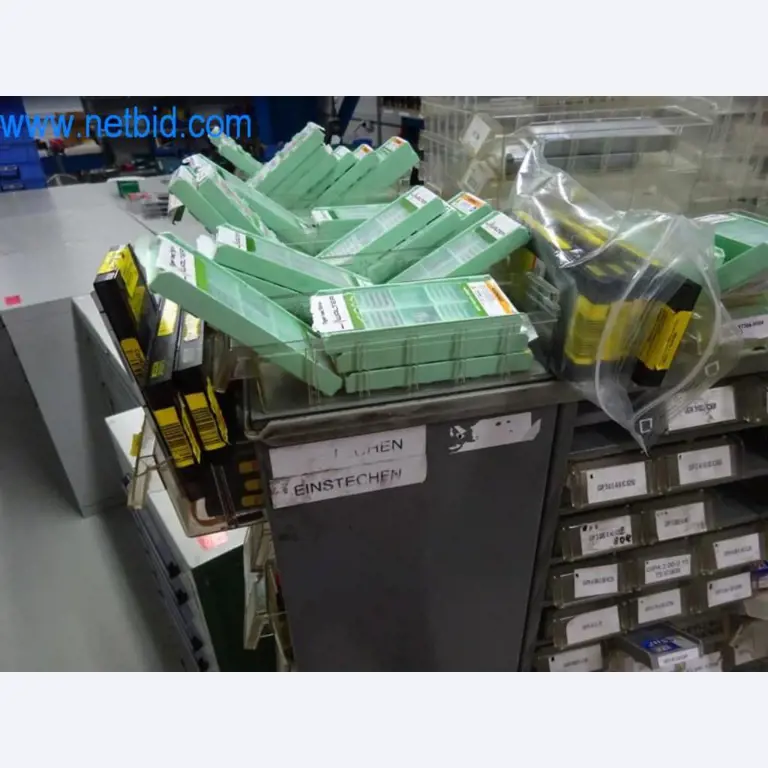 Well-maintained metalworking machines as well as the operating and office equipment -3