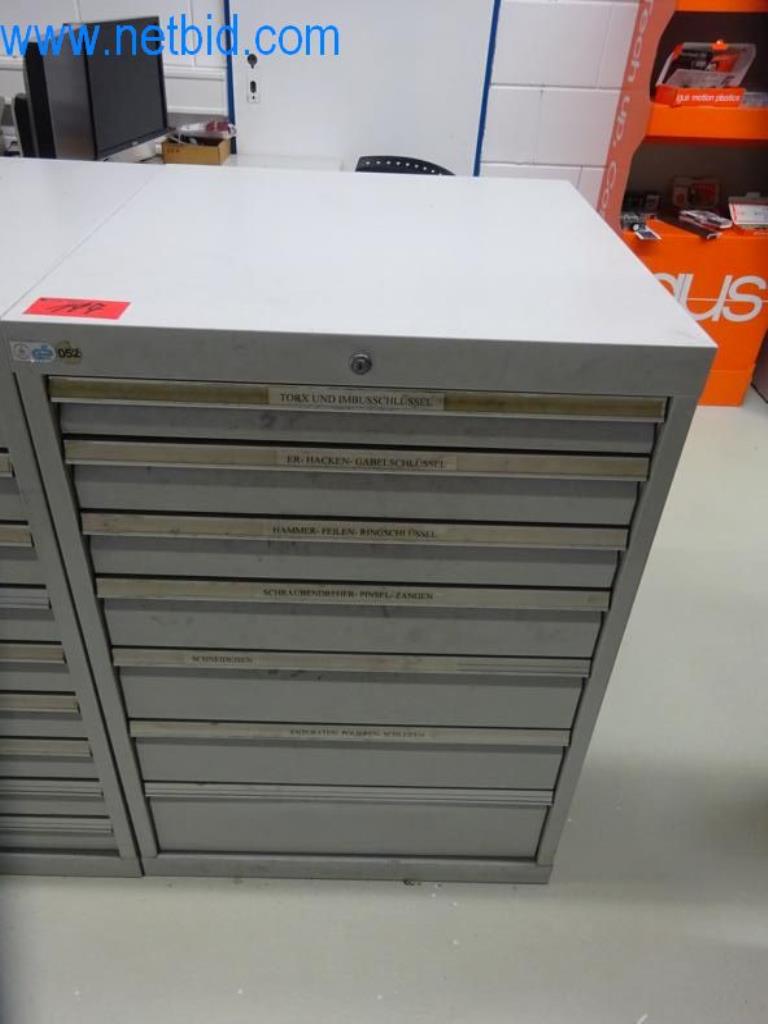 Máquinas para trabajar el metal en buen estado, así como equipos operativos y de oficina-1