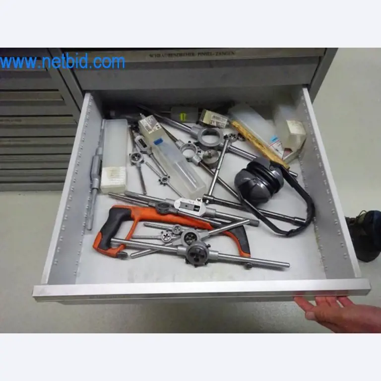 Well-maintained metalworking machines as well as the operating and office equipment -6