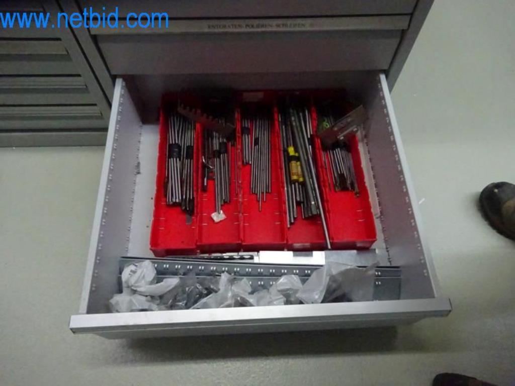 Máquinas para trabajar el metal en buen estado, así como equipos operativos y de oficina-7