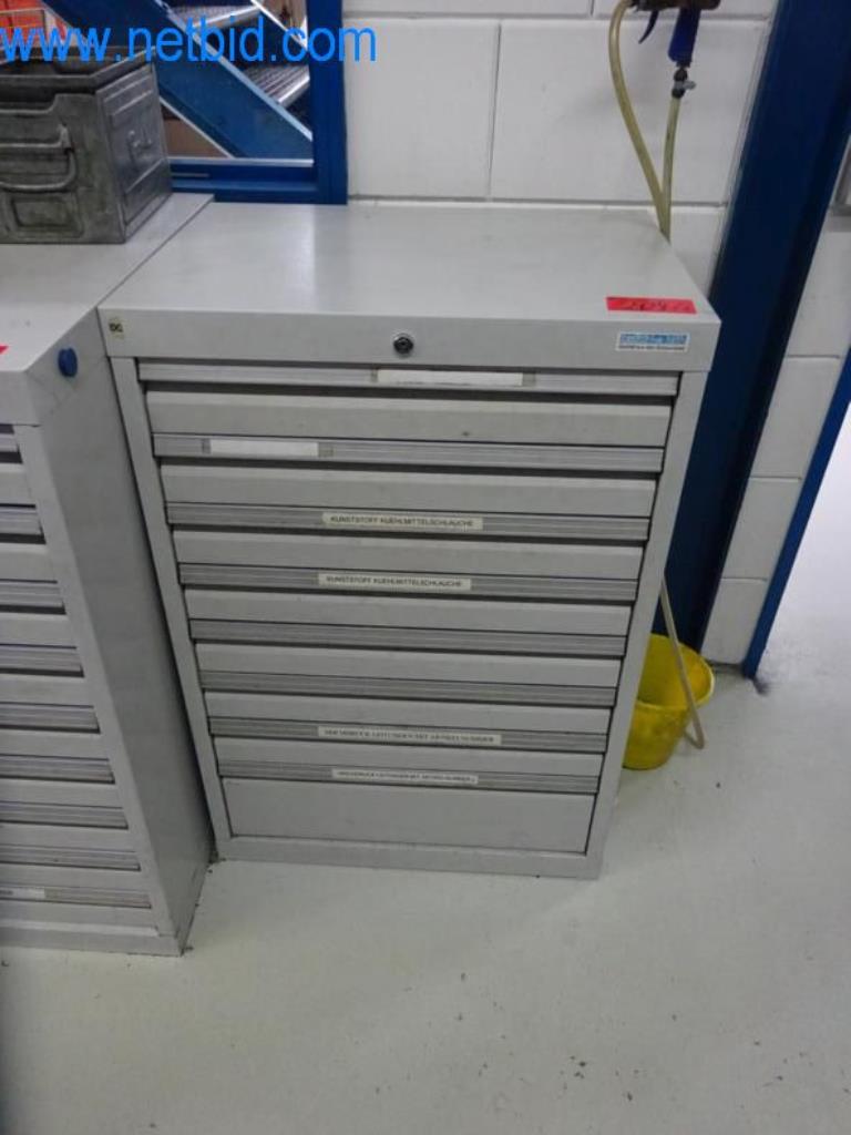 Máquinas para trabajar el metal en buen estado, así como equipos operativos y de oficina-1