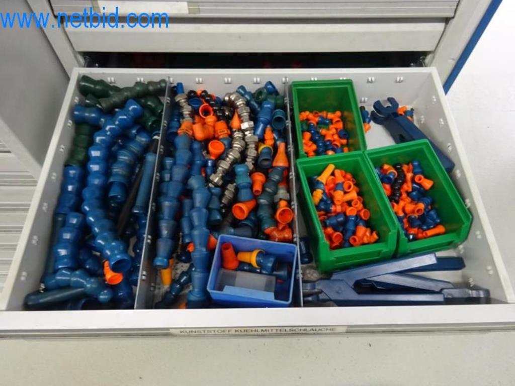 Máquinas para trabajar el metal en buen estado, así como equipos operativos y de oficina-4