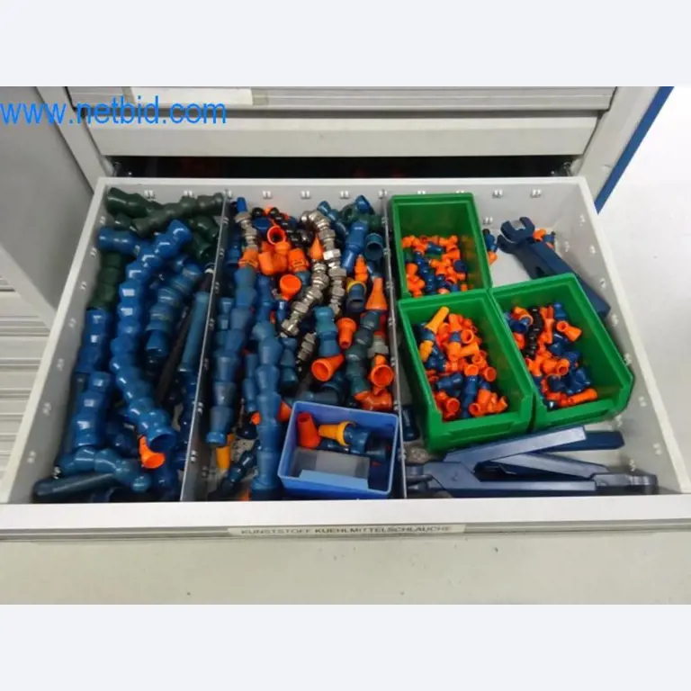 Well-maintained metalworking machines as well as the operating and office equipment -4