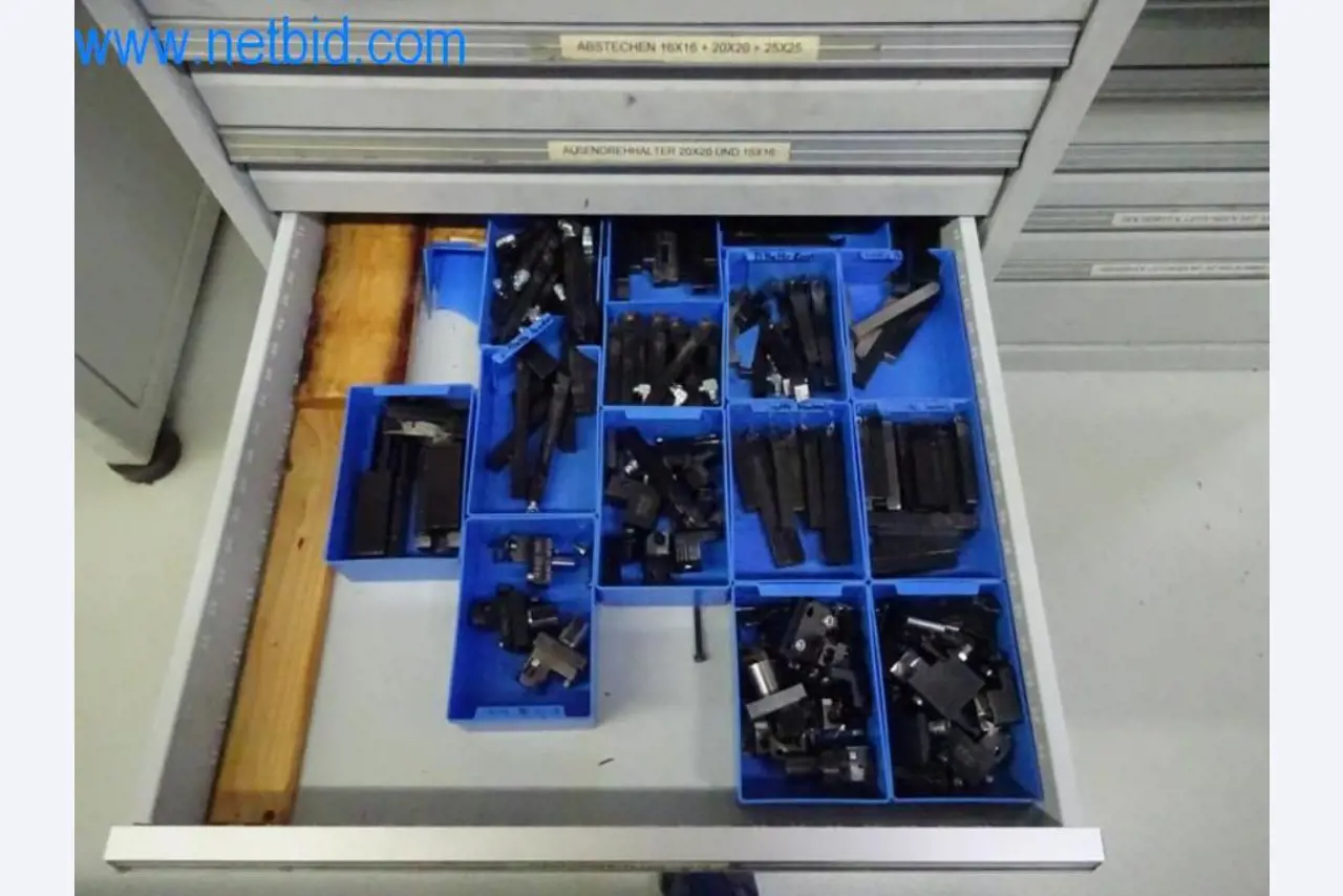 Well-maintained metalworking machines as well as the operating and office equipment -6