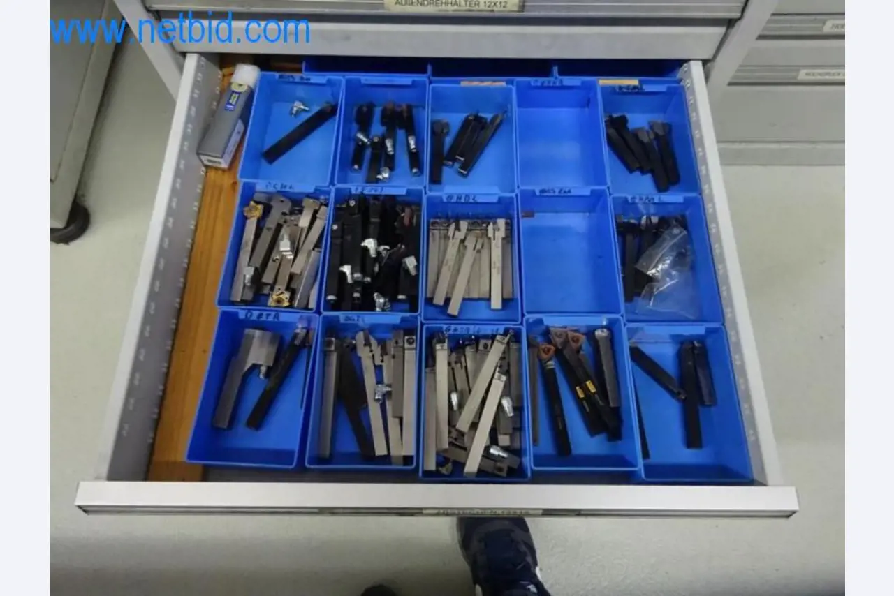 Well-maintained metalworking machines as well as the operating and office equipment -7