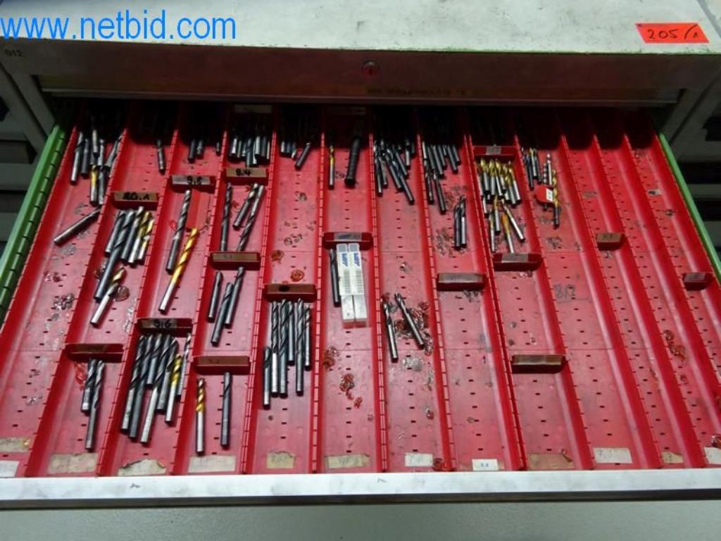 Máquinas para trabajar el metal en buen estado, así como equipos operativos y de oficina-3