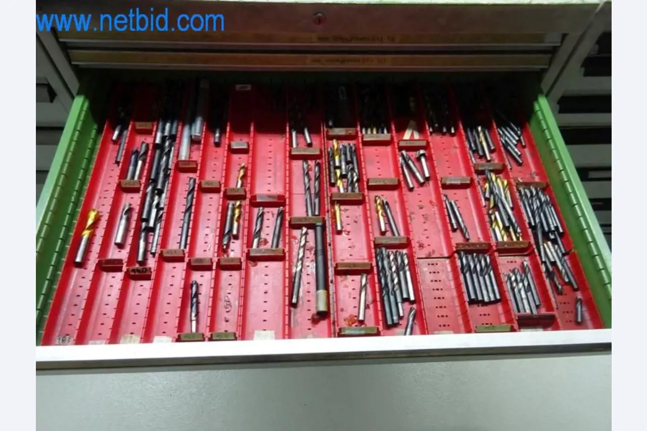 Well-maintained metalworking machines as well as the operating and office equipment -7