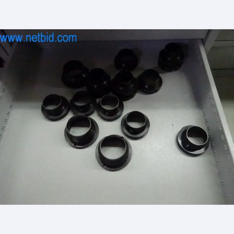 Well-maintained metalworking machines as well as the operating and office equipment -2