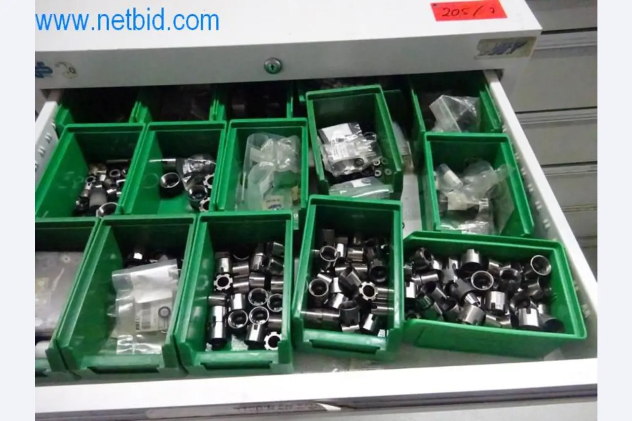 Well-maintained metalworking machines as well as the operating and office equipment -5