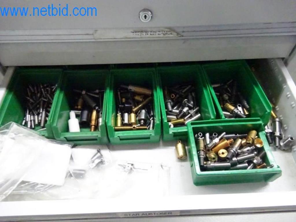 Máquinas para trabajar el metal en buen estado, así como equipos operativos y de oficina-6