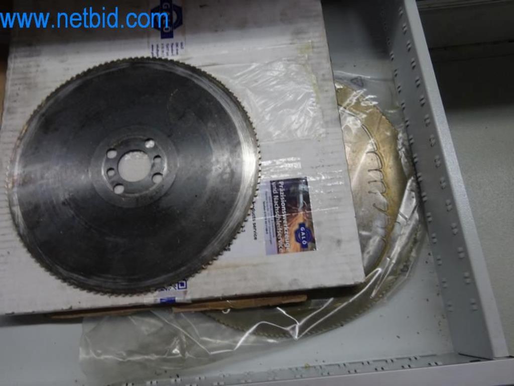 Máquinas para trabajar el metal en buen estado, así como equipos operativos y de oficina-7