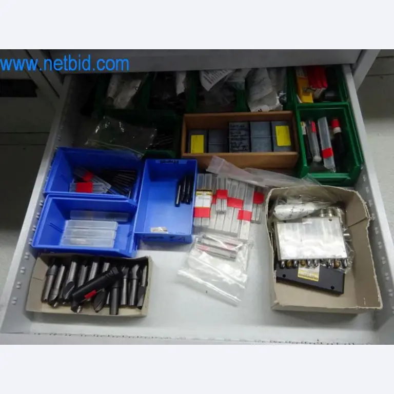 Well-maintained metalworking machines as well as the operating and office equipment -8