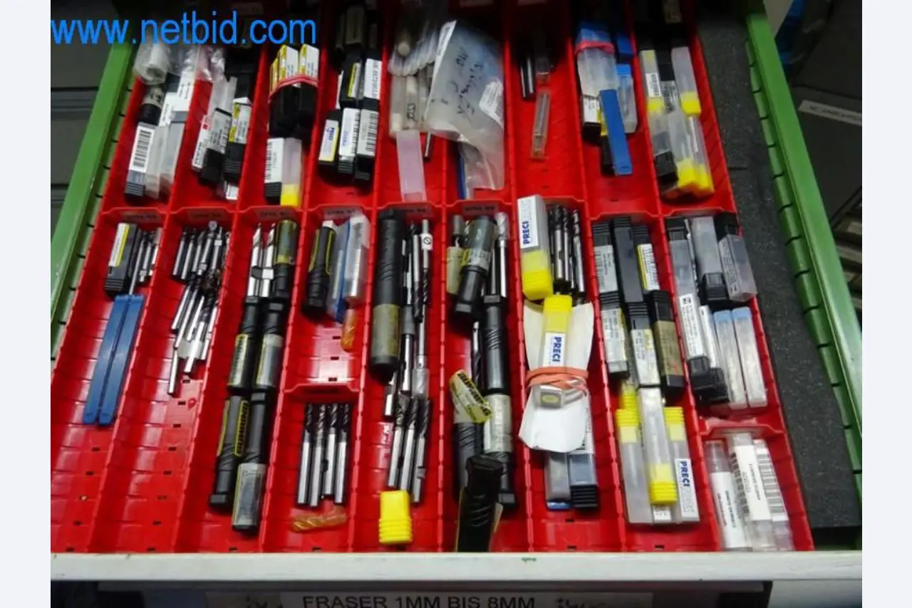 Well-maintained metalworking machines as well as the operating and office equipment -2