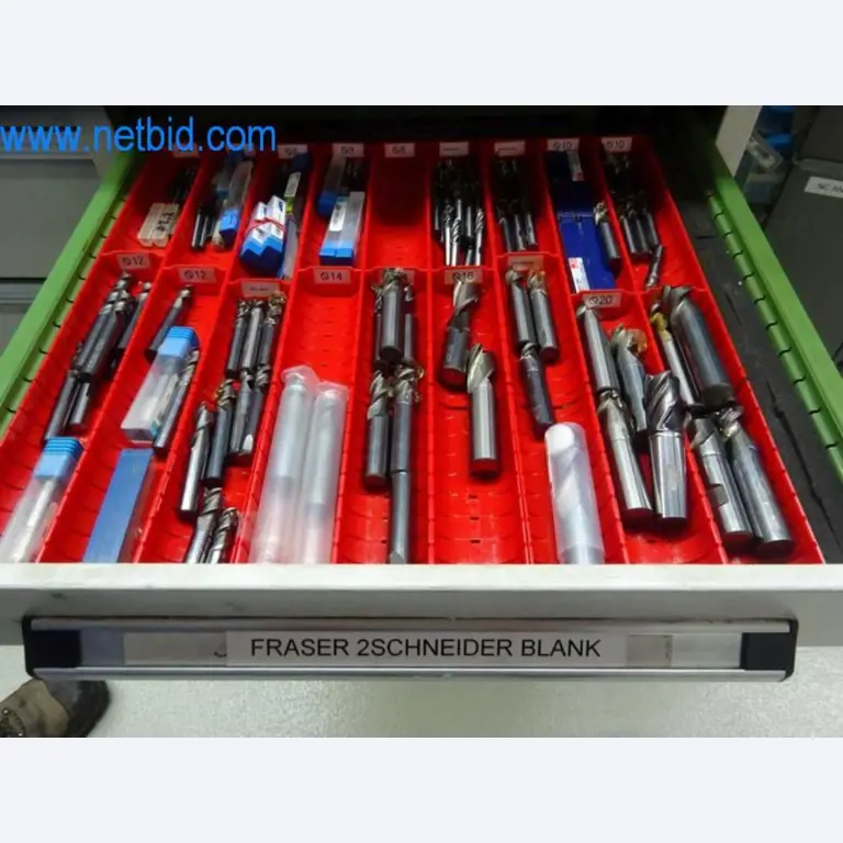 Well-maintained metalworking machines as well as the operating and office equipment -5