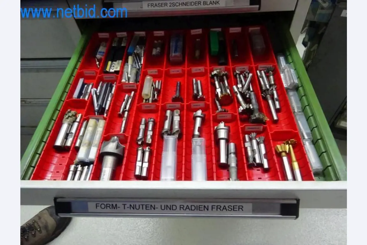 Well-maintained metalworking machines as well as the operating and office equipment -6