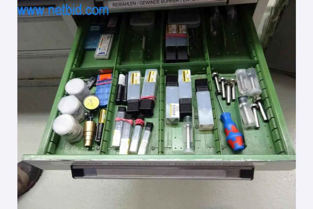 Well-maintained metalworking machines as well as the operating and office equipment -7