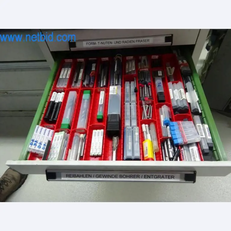 Well-maintained metalworking machines as well as the operating and office equipment -8