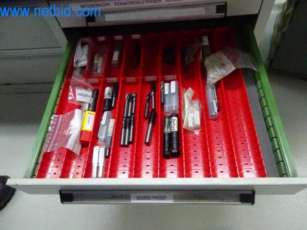 Máquinas para trabajar el metal en buen estado, así como equipos operativos y de oficina-9