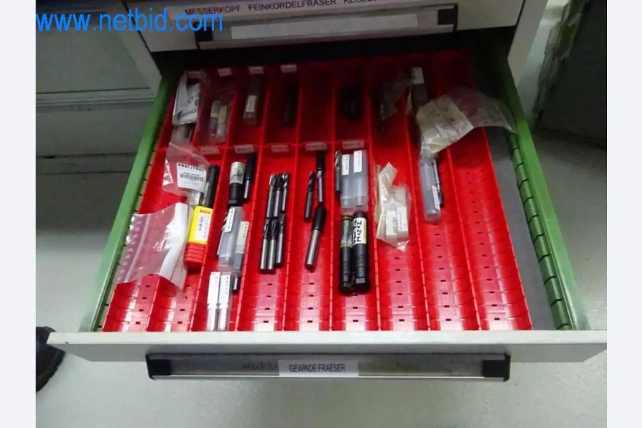 Well-maintained metalworking machines as well as the operating and office equipment -9